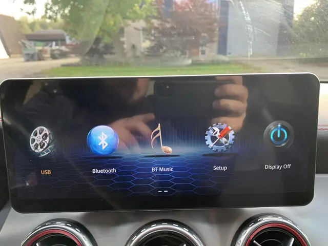 Mercedes-Benz GLA 200 Prestige Comfort 2014 Benzine 10