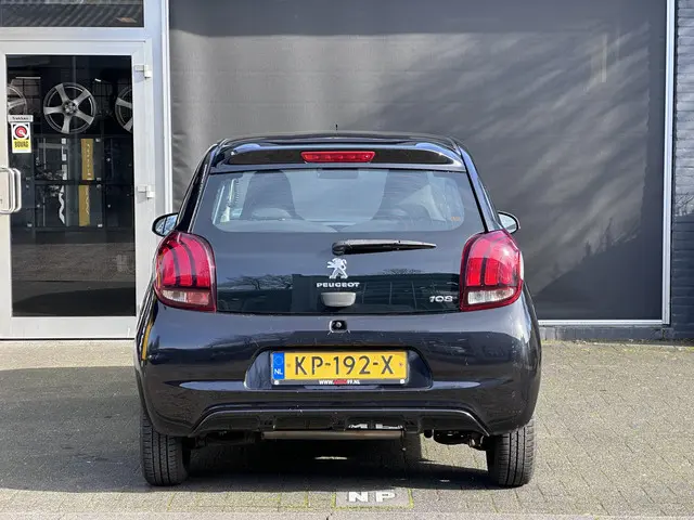 Peugeot 108 1.0 e-VTi Active 2016 Benzine 4