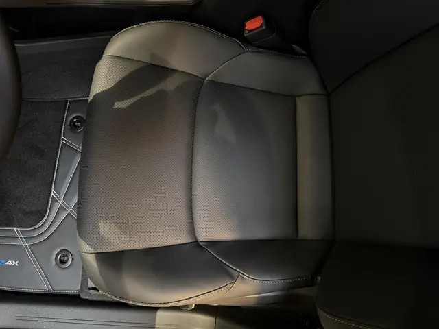 Toyota bZ4X Executive 73 kWh automaat 2025 Elektrisch 16