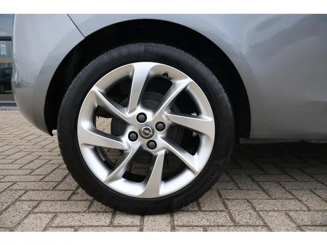 Opel Corsa 1.0Turbo 120 Jaar Edition 2019 Benzine 18