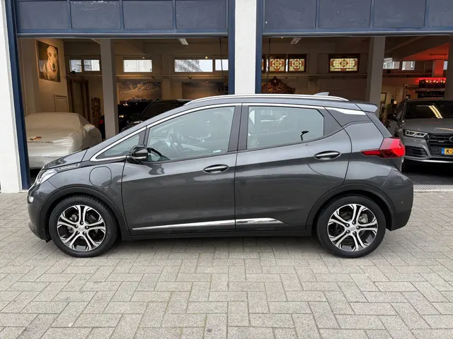 Opel Ampera-e 2