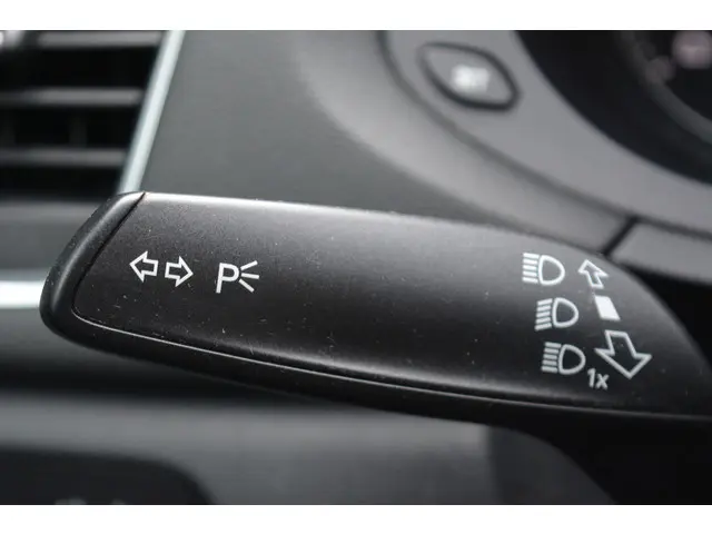 Audi Q3 1.4 TFSI Pro Line 2014 Benzine 31