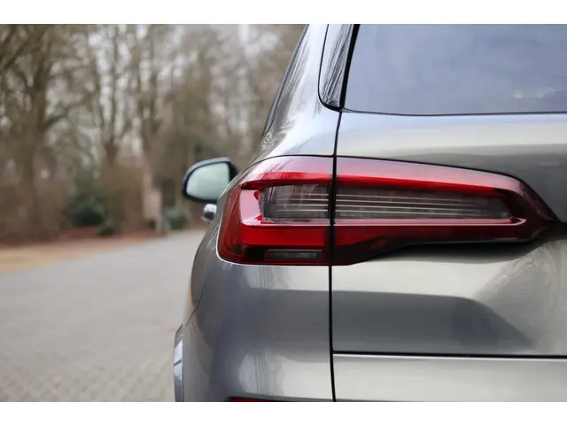 BMW X5 xDrive45e High Executive 2021 Hybride Benzine 5