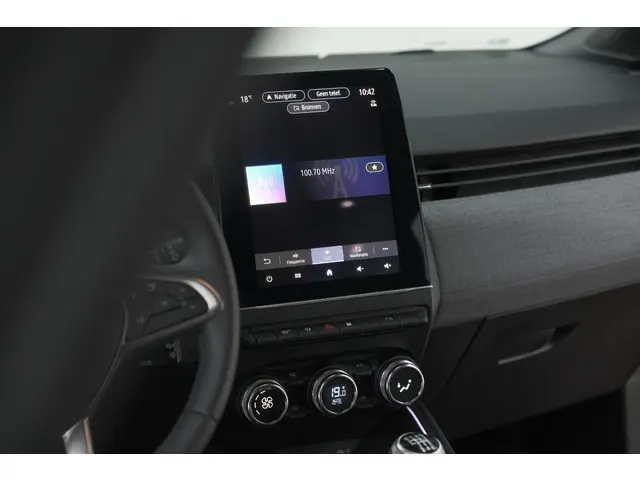 Renault Clio 1.0 TCe 90 GPF techno 2025 Benzine 50