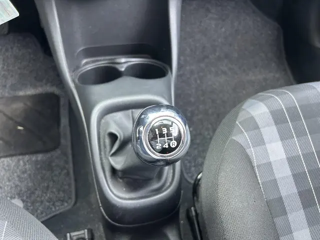 Peugeot 108 1.0 e-VTi Active 2019 Benzine 10