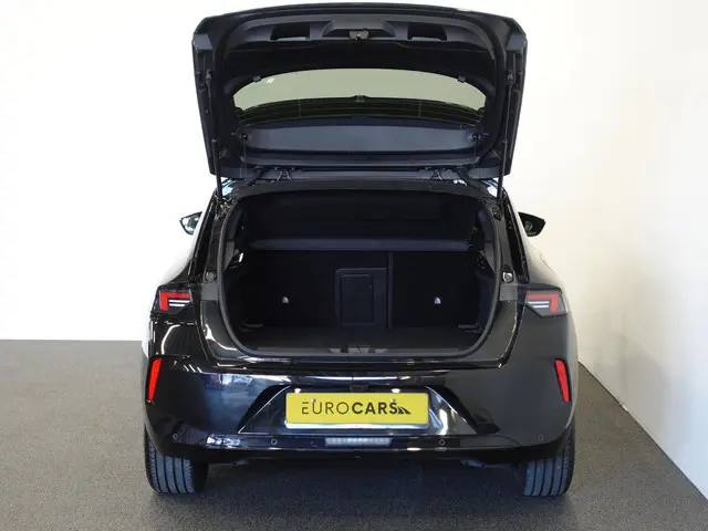 Opel Astra 1.2 130pk GS Line Automaat 2023 Benzine 33