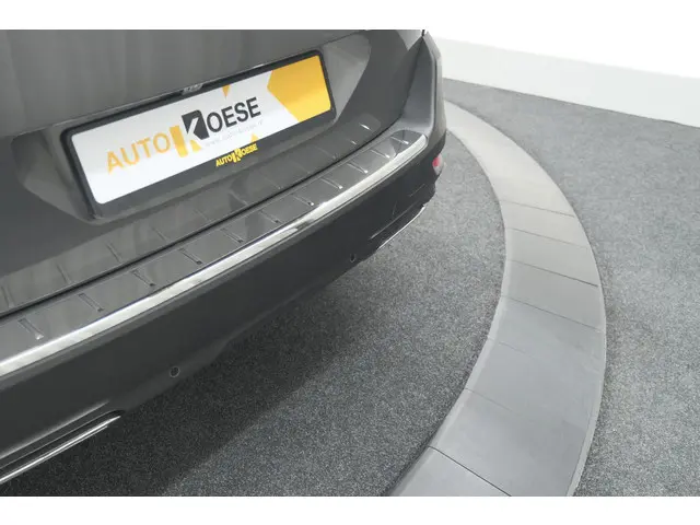Peugeot 5008 PureTech 130 GT 2024 Benzine 28
