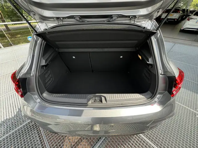 Mitsubishi Colt 1.6 HEV Intense+ 2025 Hybride Benzine 7