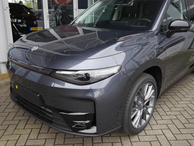 Leapmotor C10 REEV Design 28.4 kWh 2025 Hybride Benzine 40