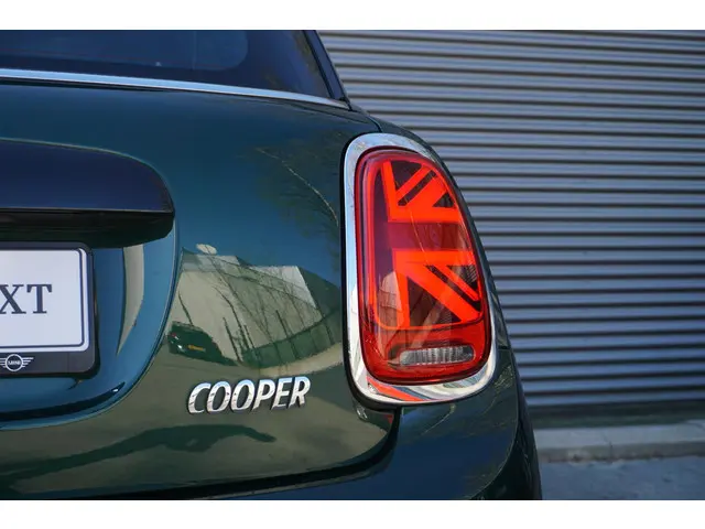 MINI 3-Deurs Cooper C 2019 Benzine 18