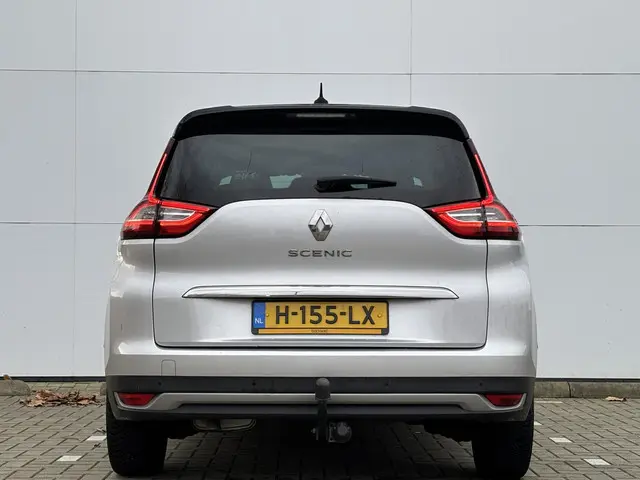 Renault Grand Scénic 1.3 TCe Bose 2019 Benzine 16