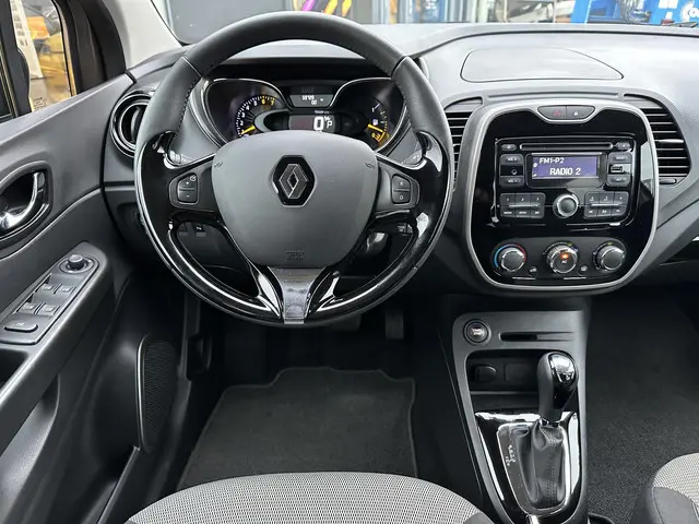 Renault Captur TCe 120 Expression 2014 Benzine 16