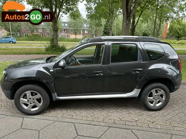 Dacia Duster 1.6 SCe 4x2 2012 Benzine 2