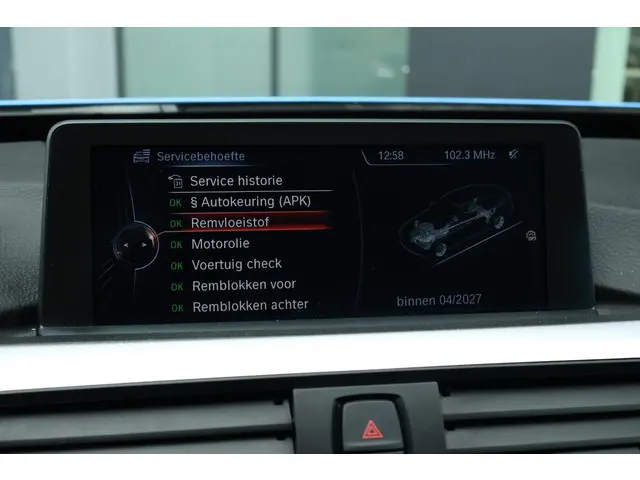 BMW 3 Serie Gran Turismo 320i Executive 2015 Benzine 28