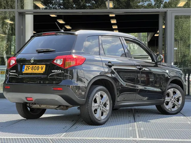 Suzuki Vitara 1.6 Exclusive 2016 Benzine 2