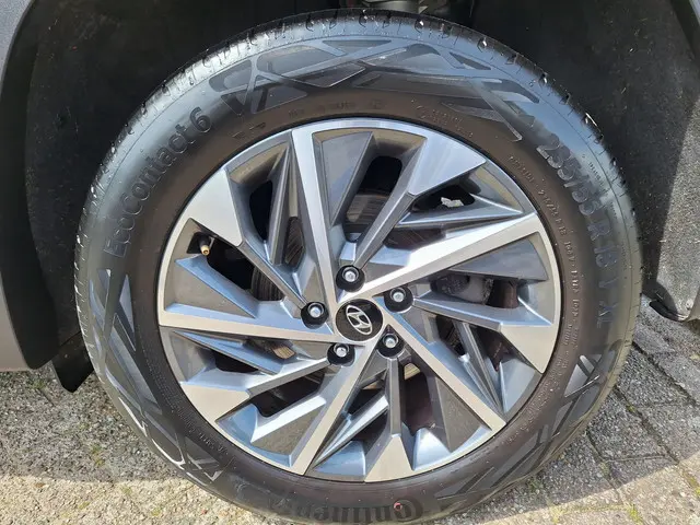 Hyundai Tucson 1.6 T-GDI MHEV 2022 Benzine 9
