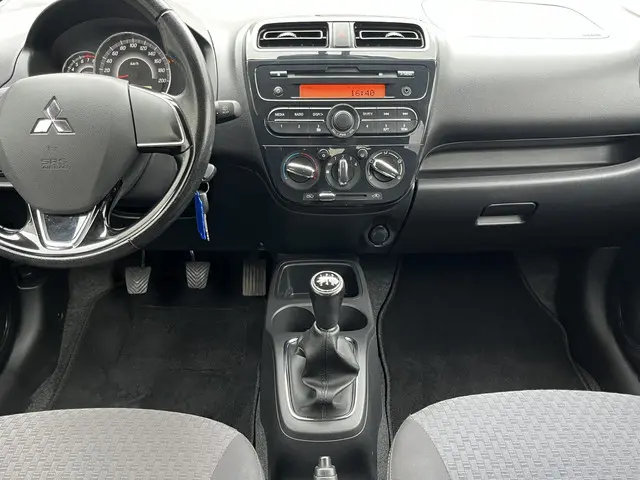 Mitsubishi Space Star 1.0 Intense 2016 Benzine 30