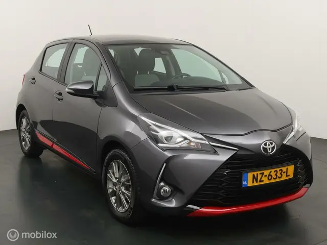 Toyota Yaris 1.5 VVT-i Design Red 2017 Benzine 7