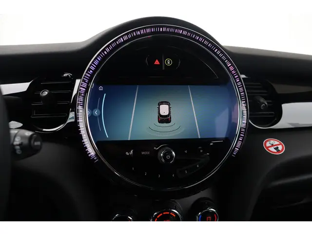 MINI Cooper Mini 1.5 Classic 2023 Benzine 16