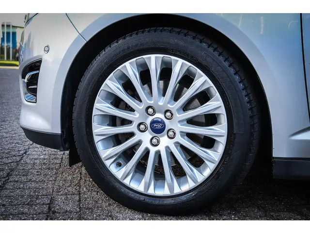 Ford Grand C-Max 1.0 Edition Plus 2015 Benzine 13