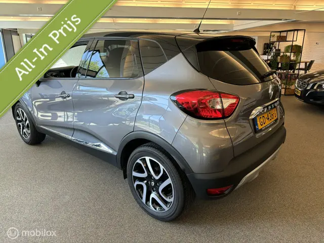 Renault Captur 0.9 TCe Helly Hansen 2015 Benzine 2
