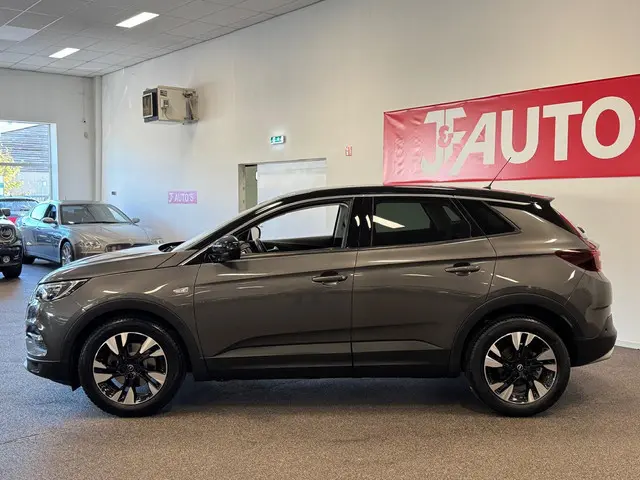 Opel Grandland X 1.2 Turbo 2020 Benzine 2
