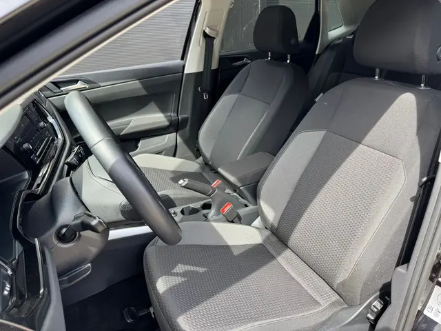 Volkswagen Polo 1.0 TSI Life 2023 Benzine 8