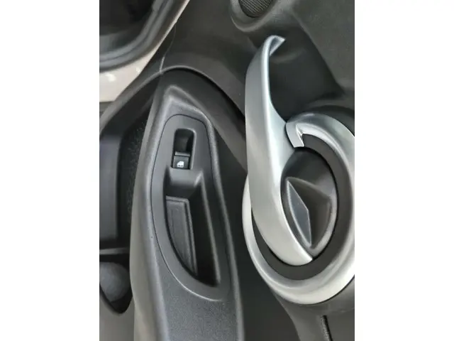 Fiat 500X 1.6 PopStar LMV / Cruise / Keyless 2016 Benzine 25