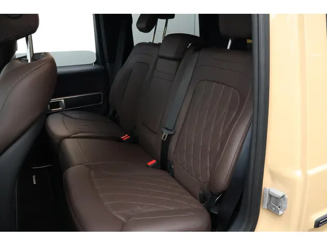 Mercedes-Benz G-Klasse 500 2023 Benzine 13