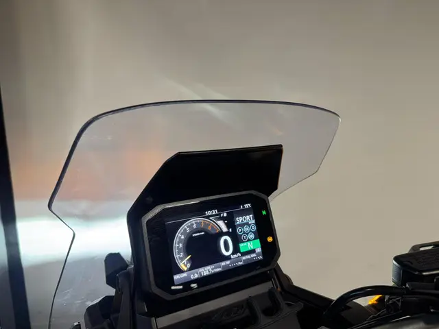Honda NC 750 Scooter X-ADV KEYLESS LED 2022 Benzine 16