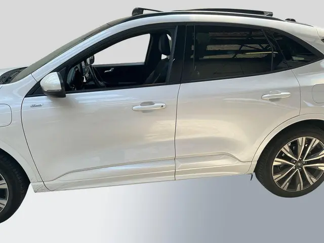 Ford Kuga 2.5 PHEV ST-Line X 2022 Hybride Benzine 4