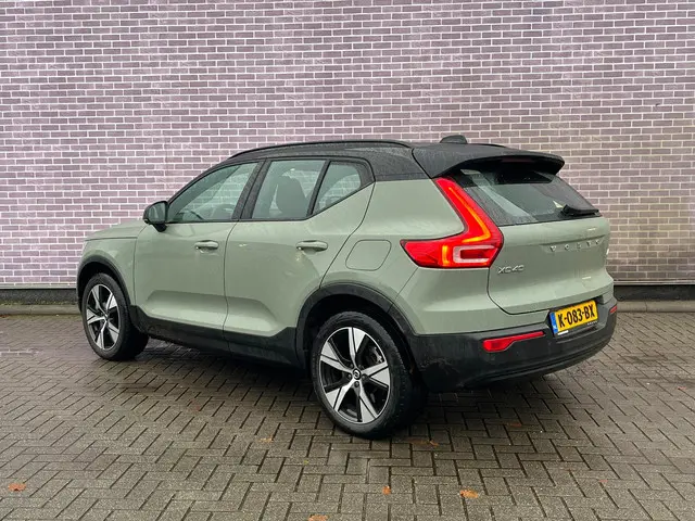 Volvo XC40 Recharge P8 AWD R-Design 2020 Elektrisch 3