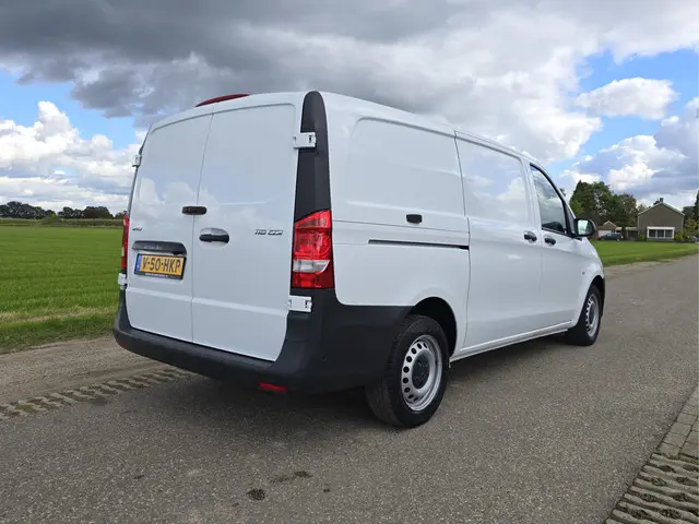 Mercedes-Benz Vito 116 CDI Lang L2 H1 2022 Diesel 7