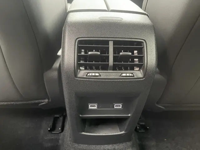 Citroën C5 X 1.2 PureTech Business 2022 Benzine 46