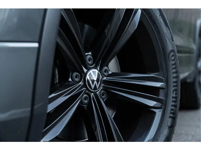 Volkswagen Tiguan 2.0 TSI 4Motion | 3X R-Line 2019 Benzine 7