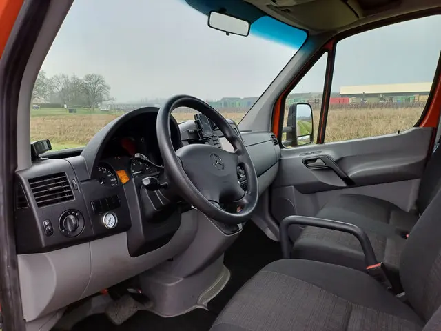 Mercedes-Benz Sprinter 519 3.0 BlueTEC 432 2015 Diesel 16