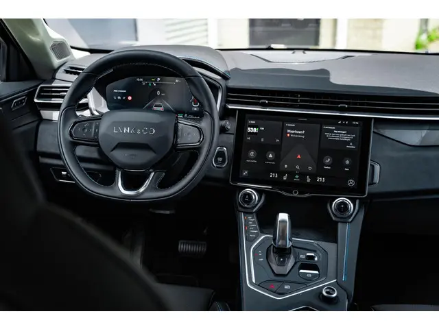 Lynk & Co 01 1.5 2023 Hybride Benzine 13