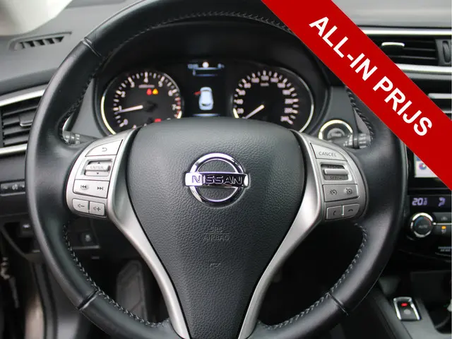 Nissan QASHQAI 1.6 N-Connecta 2015 Benzine 19