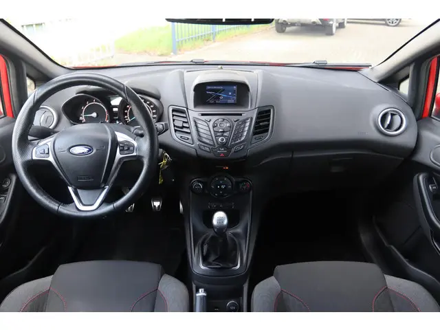 Ford Fiesta 1.0 ECOBOOST ST-LINE 125 PK 2016 Benzine 3