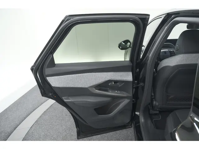 Peugeot 3008 Hybrid 145 e-DCS6 GT 2025 Hybride Benzine 69