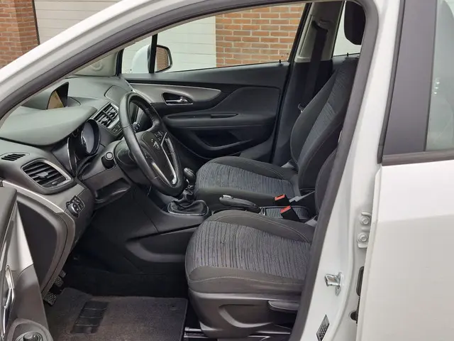 Opel Mokka 1.4 Turbo Edition Met trekhaak 2015 Benzine 10