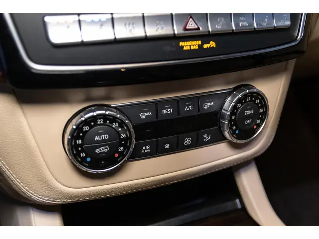 Mercedes-Benz GLE 500 e 4MATIC 2016 Hybride Benzine 19