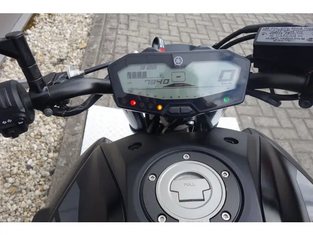 Yamaha MT 07 ABS 2018 Benzine 14