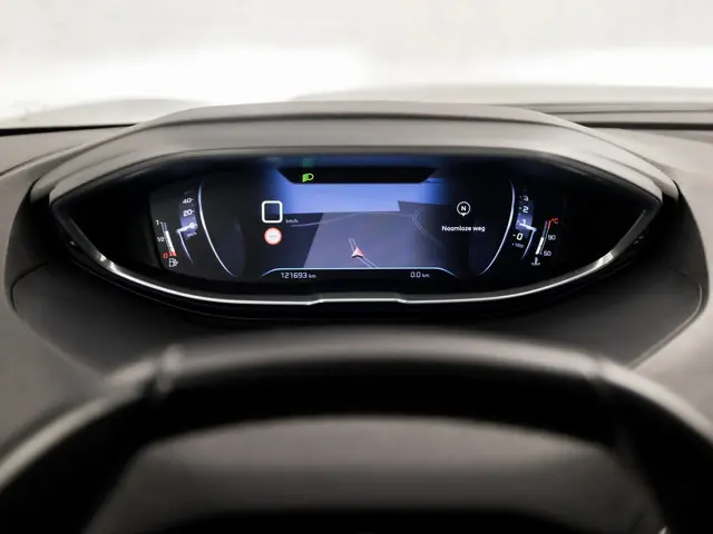 Peugeot 3008 1.2 PureTech Allure Sport 2017 Benzine 21