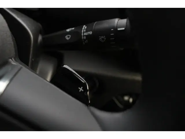 Citroën C4 1.2 Hybrid 136 Max 2024 Hybride Benzine 14