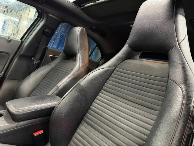 Mercedes-Benz A-Klasse 250 Sport Prestige 2015 Benzine 40