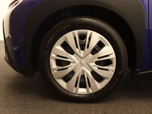 Toyota Aygo X 1.0 VVT-i MT Play 2024 Benzine 32