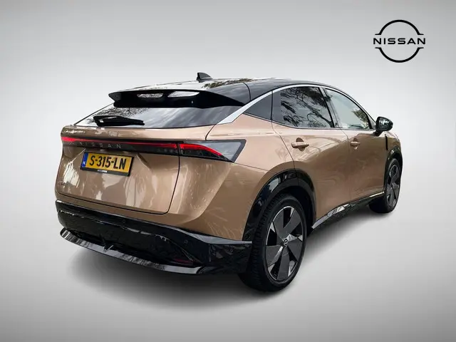 Nissan ARIYA 3