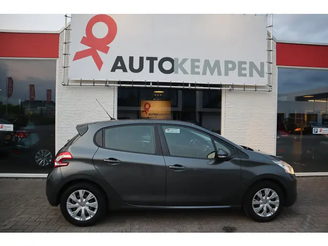 Peugeot 208 1.0 VTi Blue Lease 2013 Benzine 31