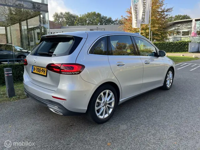 Mercedes-Benz B-Klasse 180 Premium Plus 2020 Benzine 6